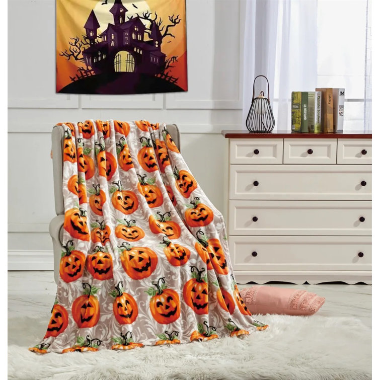 Cheap best sale halloween blankets